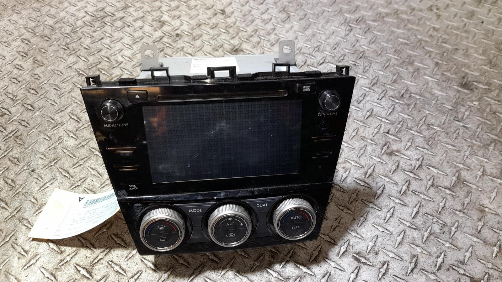 View Auto part Radio/Cd/Dvd/Sat/Tv Subaru Levorg 2016