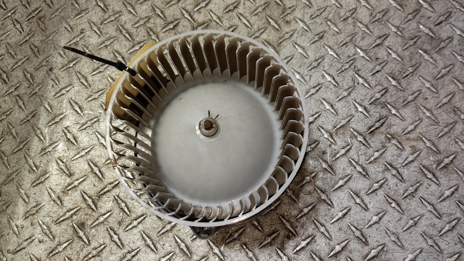 View Auto part Heater Fan Motor Subaru Levorg 2016