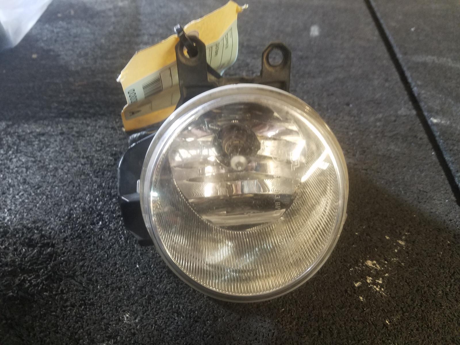 View Auto part Right Indicator/Fog/Side Toyota Kluger 2015