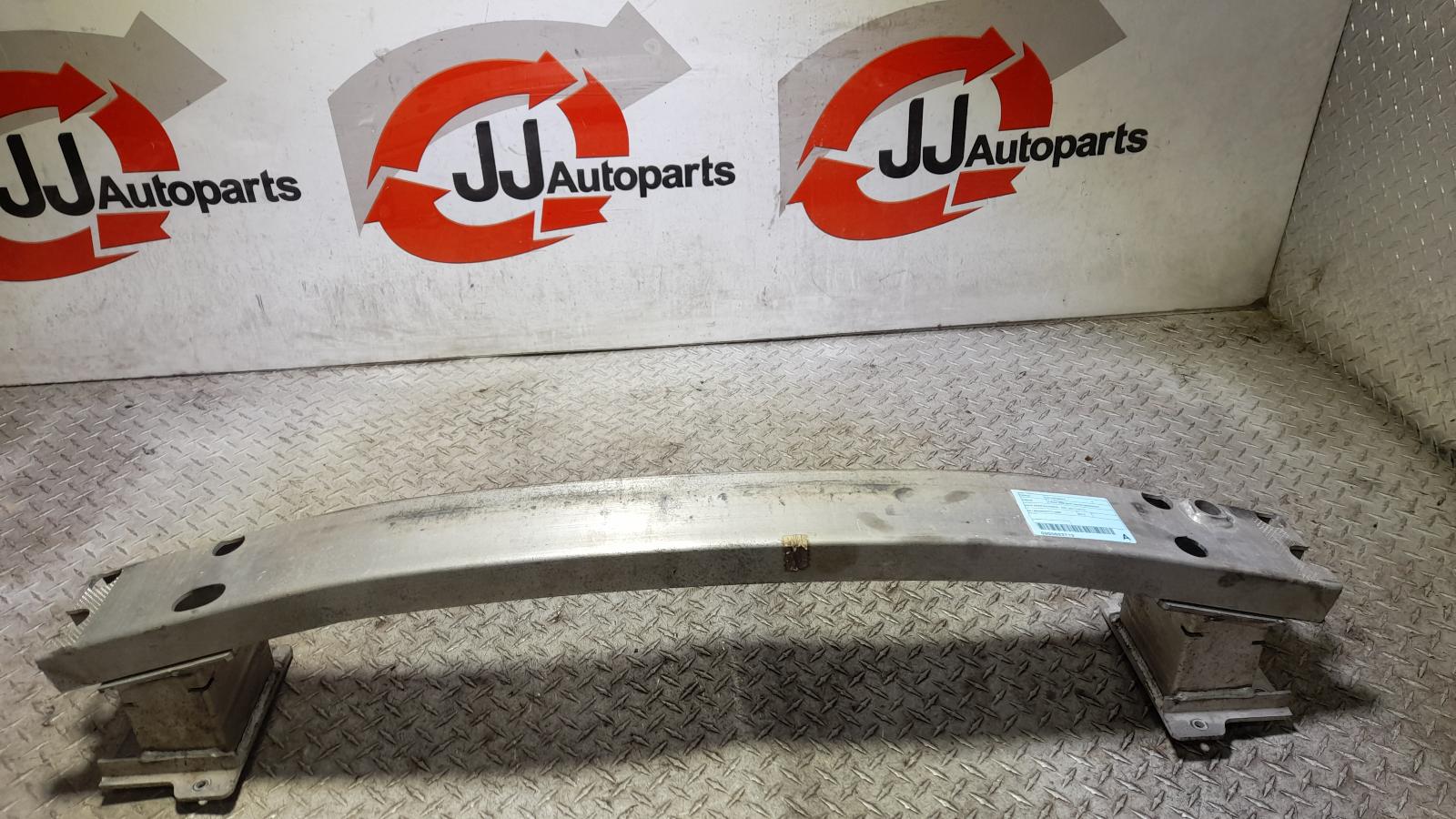 View Auto part F/Bar Reinforc/Brack Nissan Pathfinder 2015
