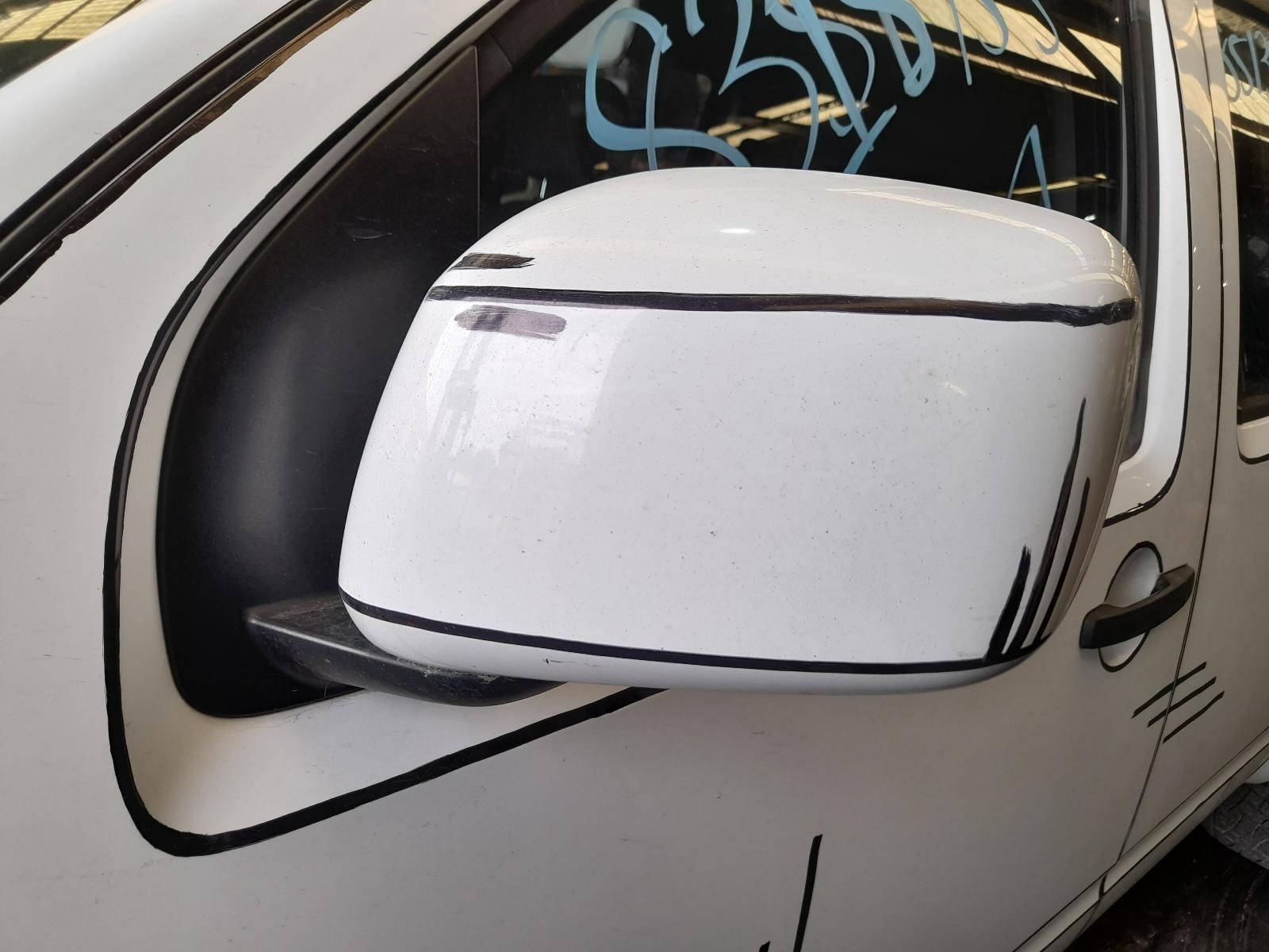 View Auto part Left Door Mirror Nissan Navara 2014