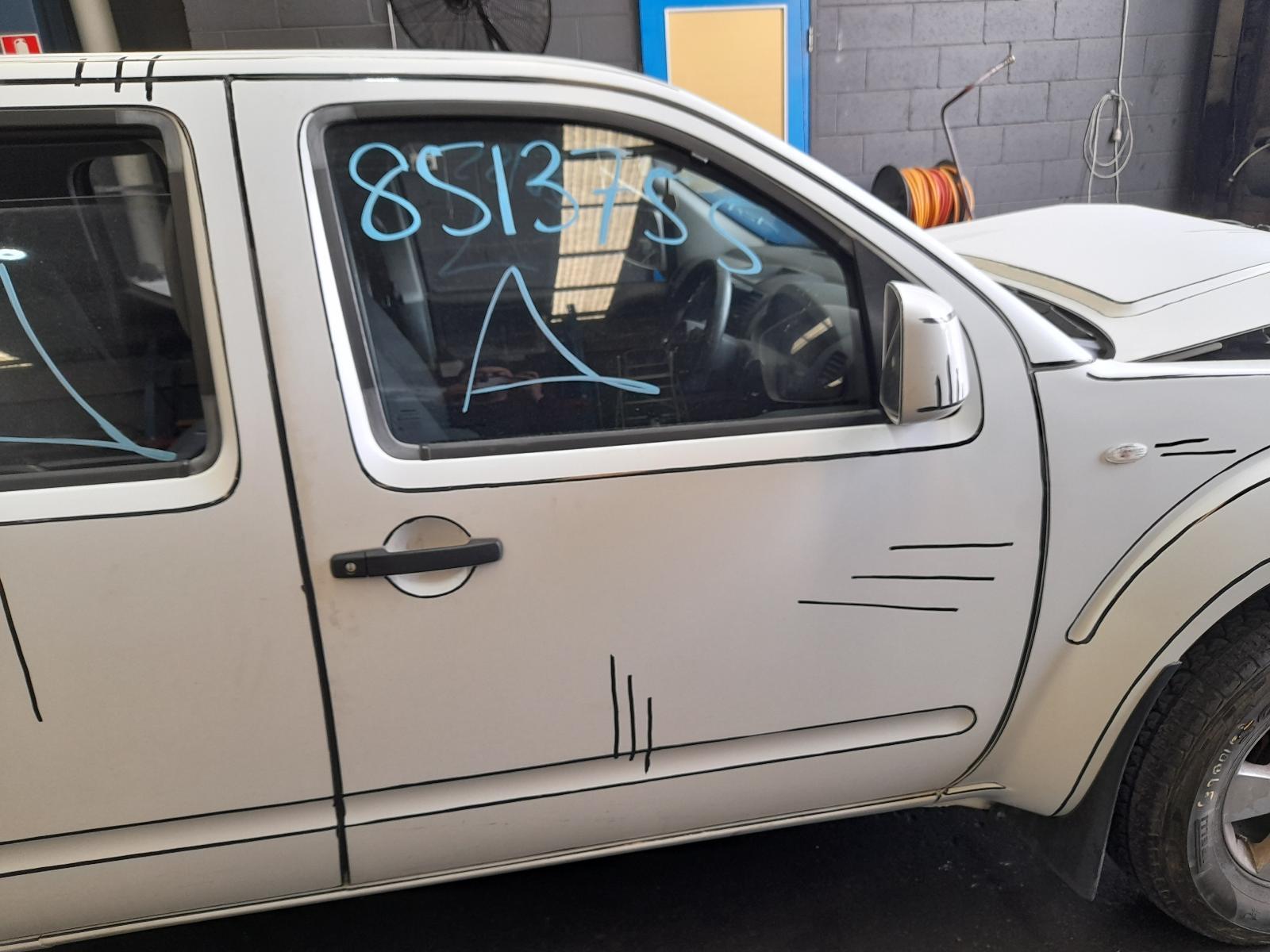 View Auto part Right Front Door Nissan Navara 2014