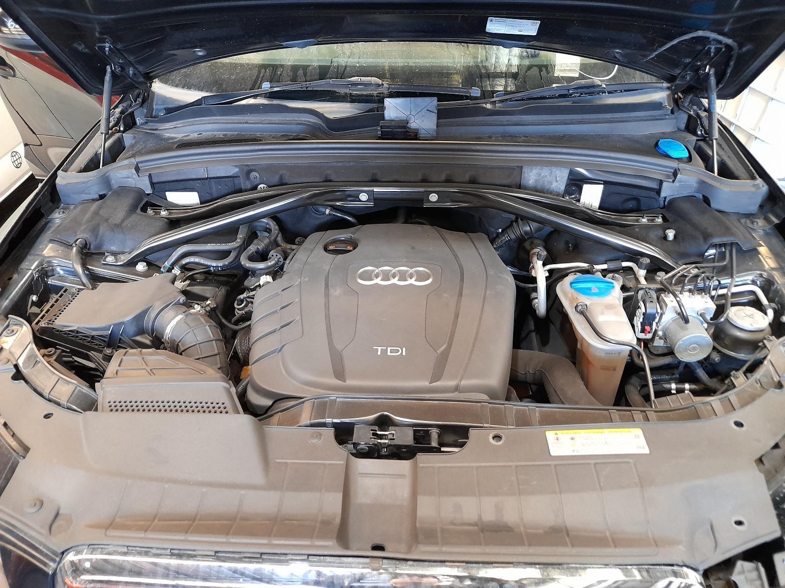 View Auto part Engine Audi Q5 2011
