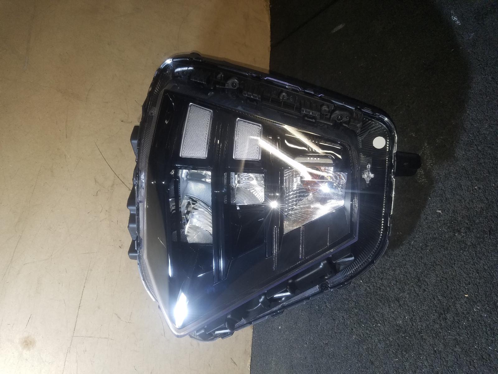 View Auto part Left Headlamp Hyundai Kona 2025