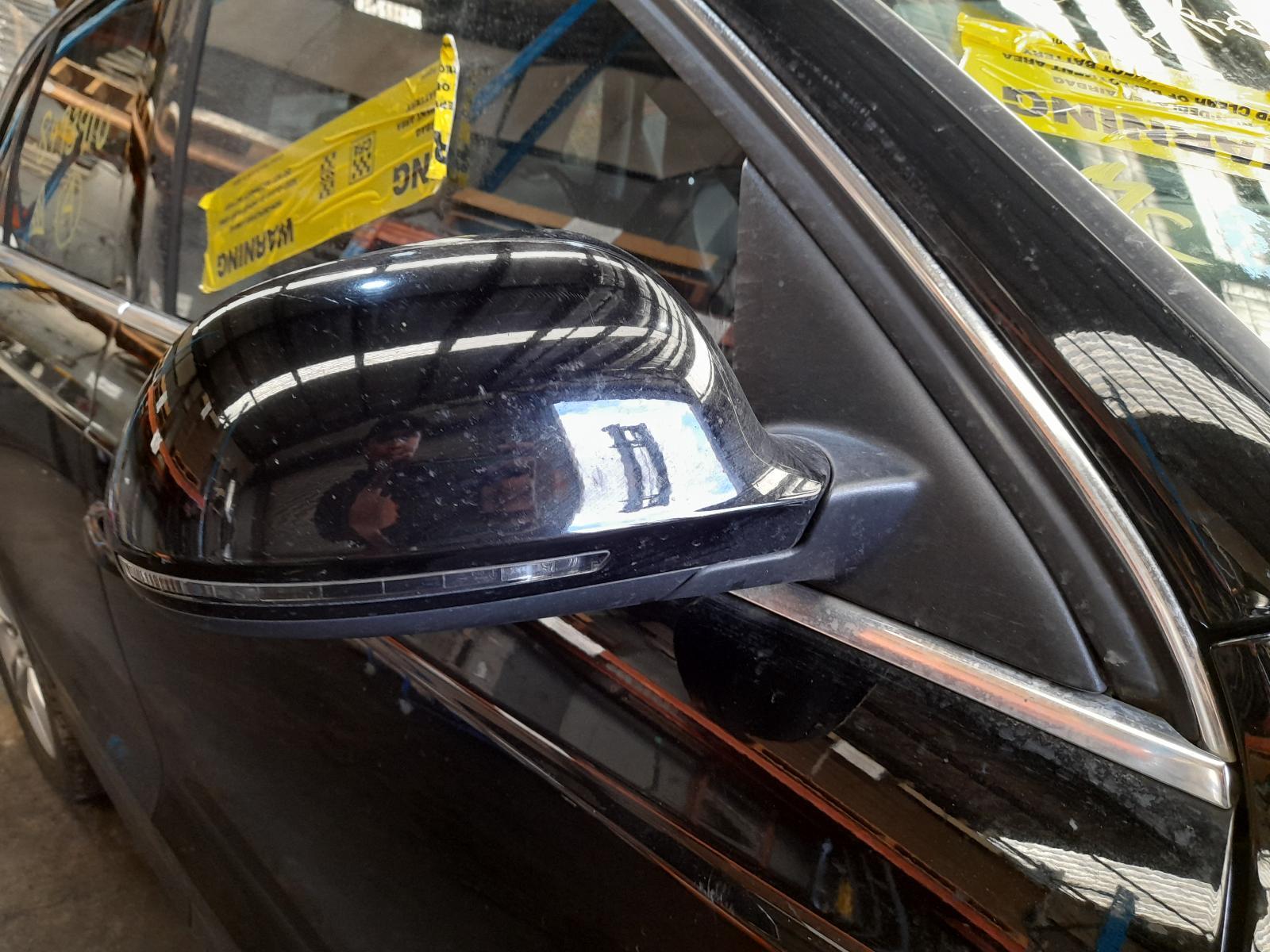 View Auto part Right Door Mirror Audi Q3 2016