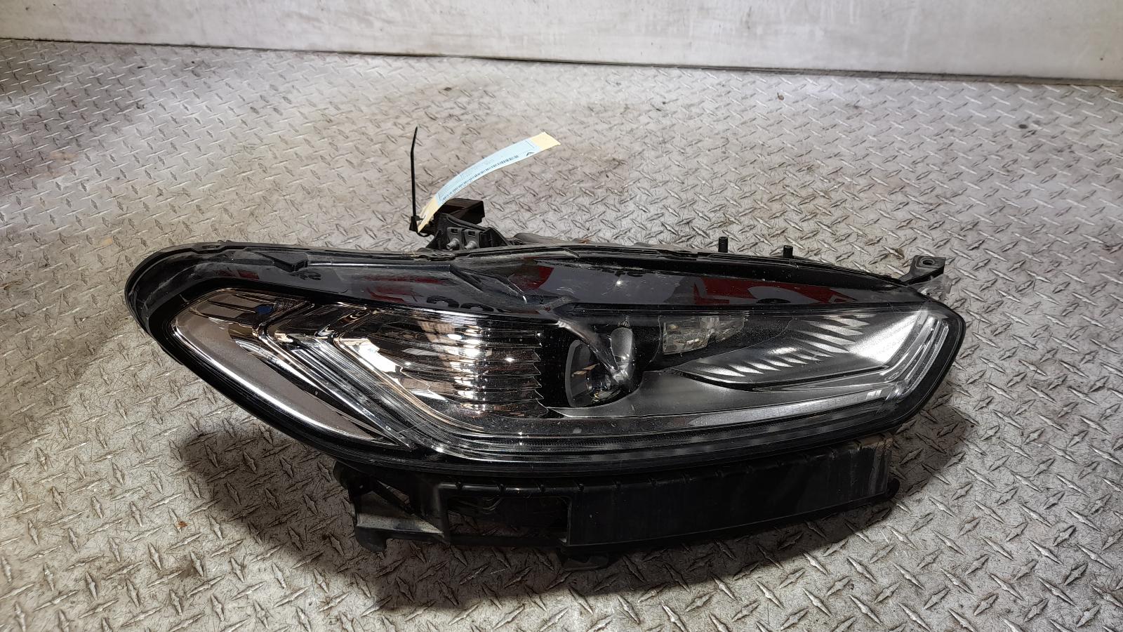 View Auto part Right Headlamp Ford Mondeo 2017