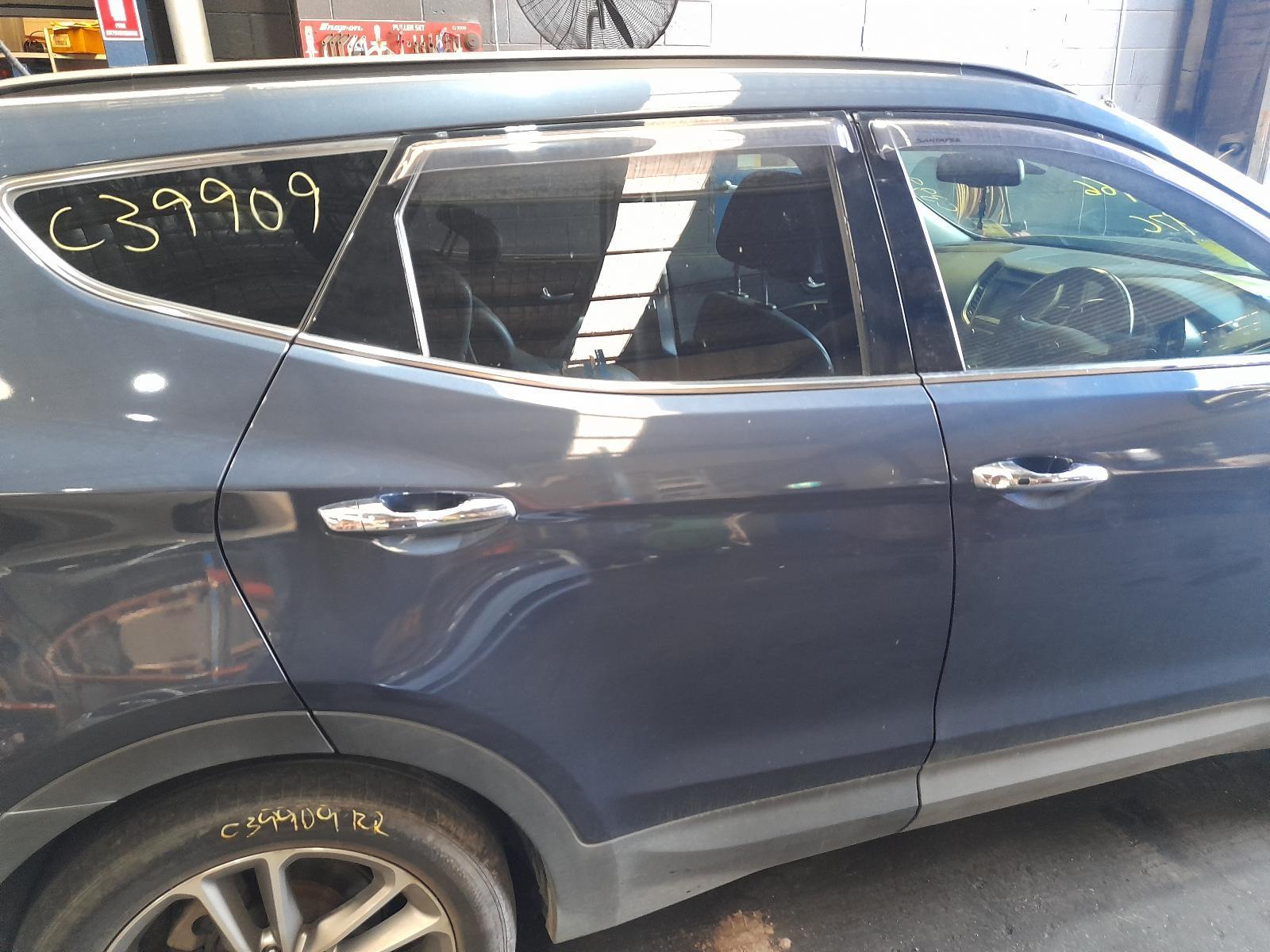 View Auto part Right Rear Door Window Hyundai Santa Fe 2017