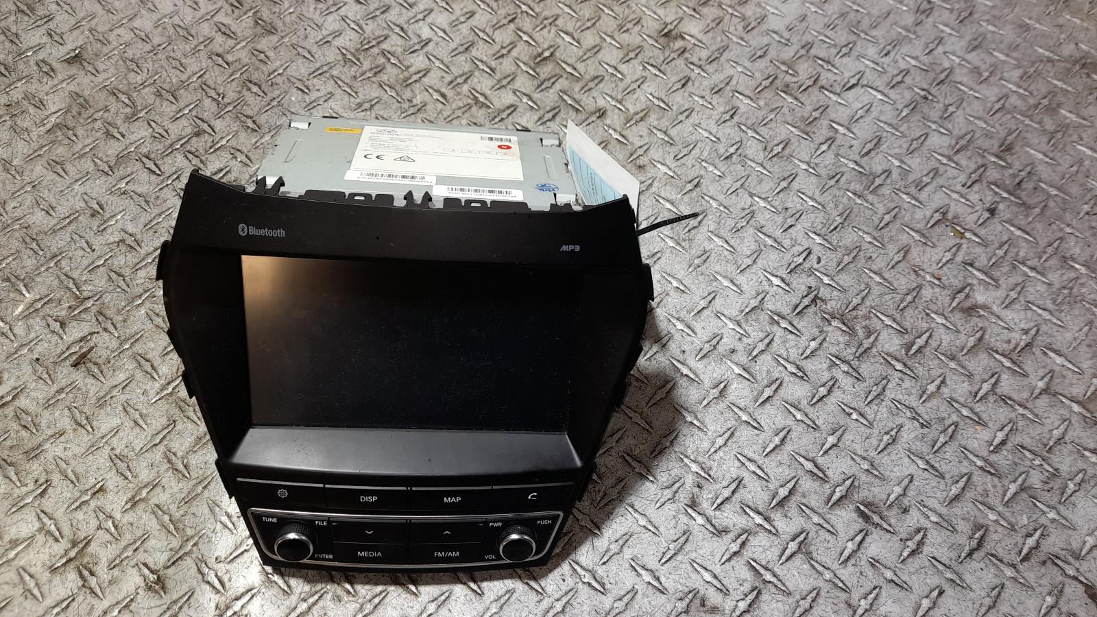 View Auto part Radio/Cd/Dvd/Sat/Tv Hyundai Santa Fe 2017