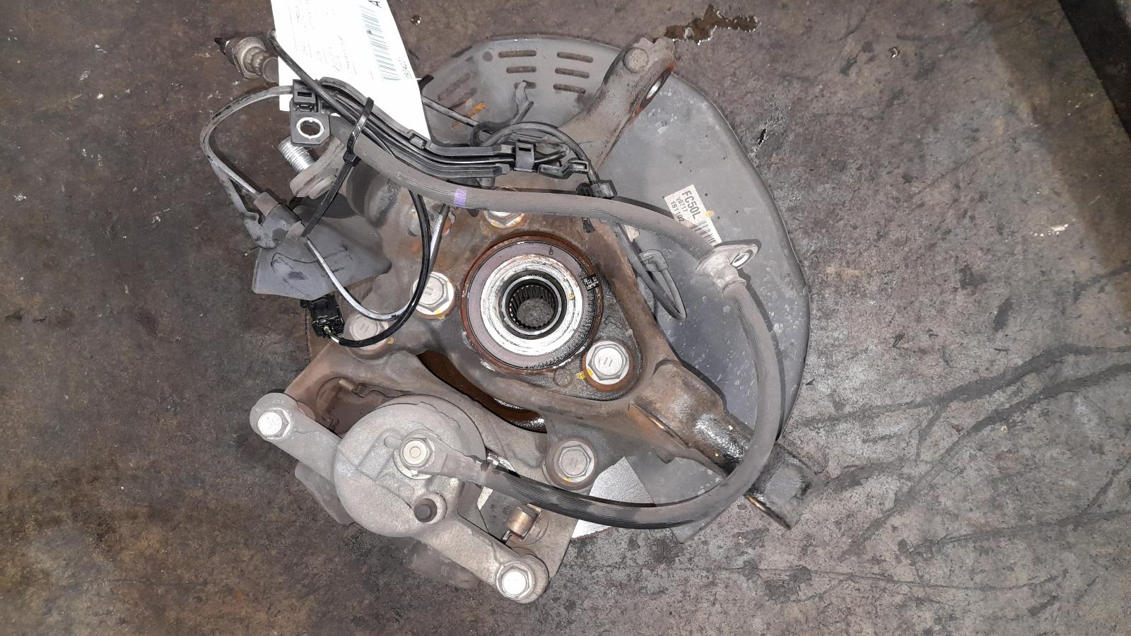 View Auto part Left Front Hub Assembly Toyota Corolla 2018