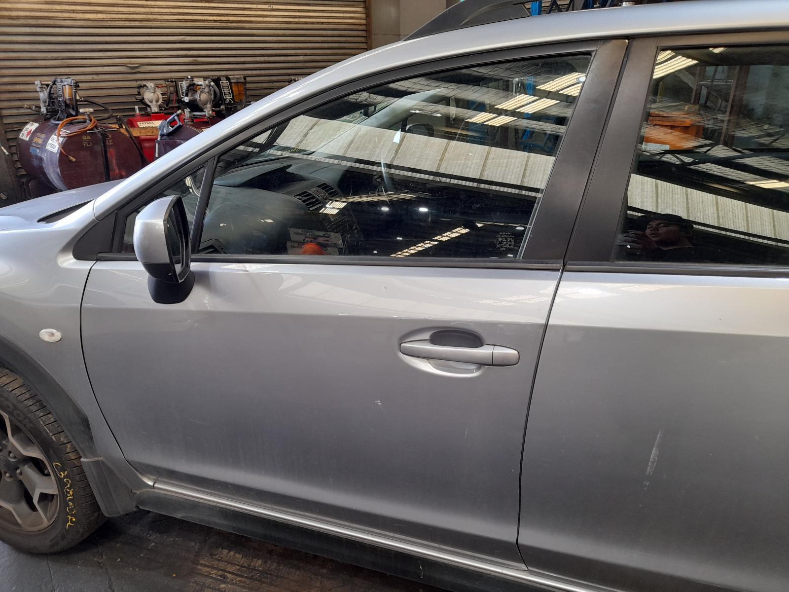 View Auto part Left Front Door Window Subaru Xv 2012