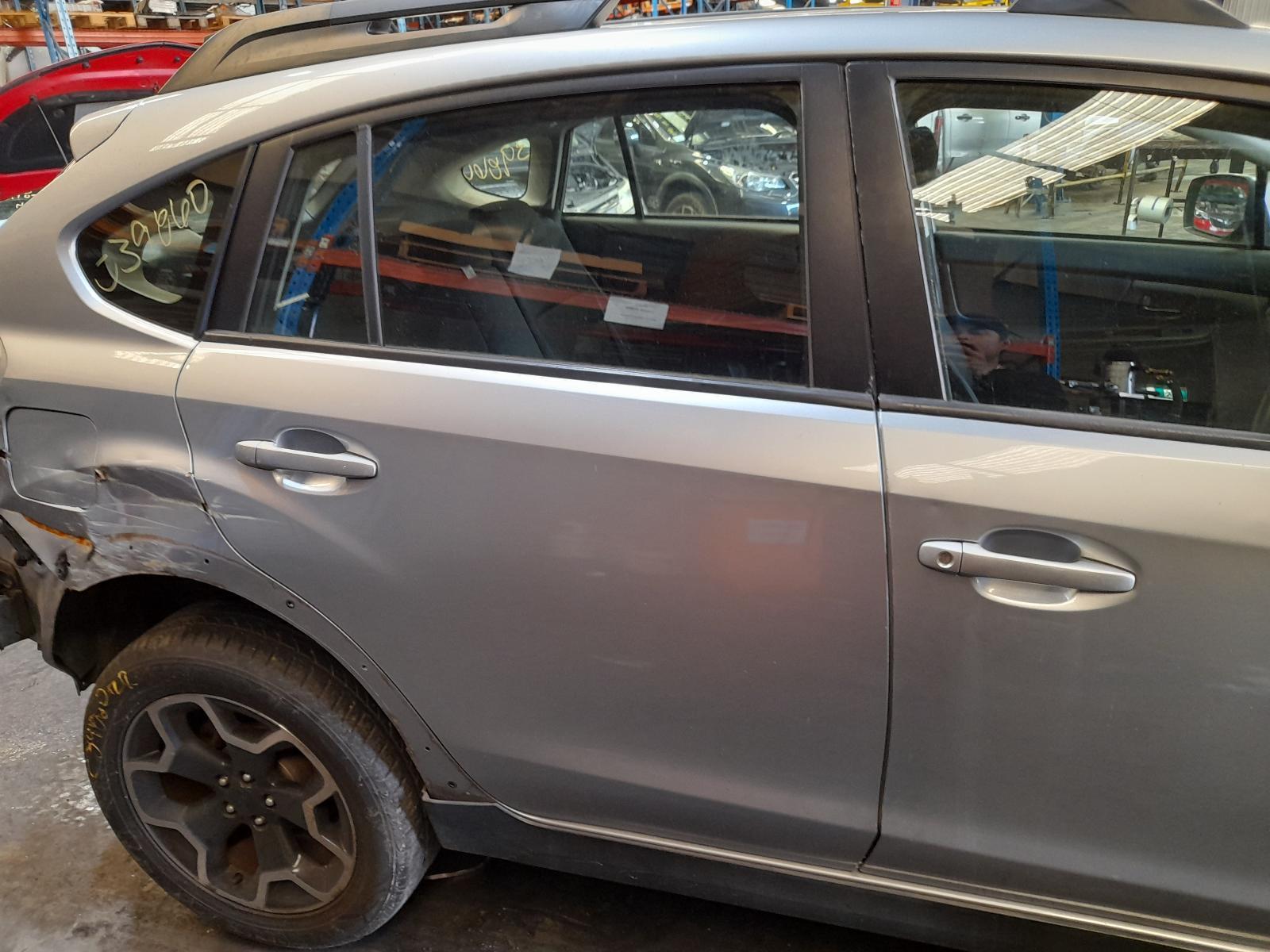 View Auto part Right Rear Wnd Reg/Motor Subaru Xv 2012