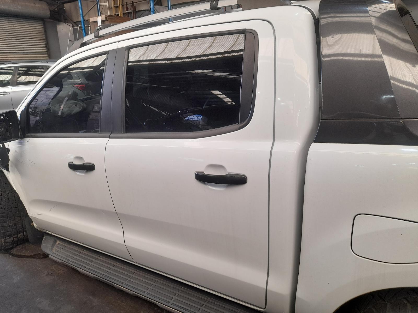 View Auto part Left Rear Door/Sliding Ford Ranger 2018