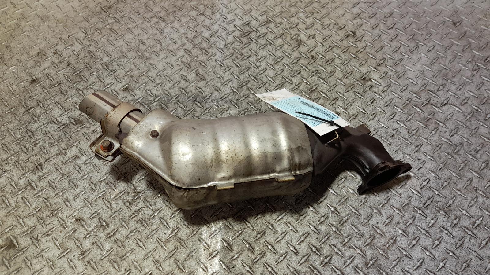 View Auto part Catalytic Converter Mitsubishi Triton 2015