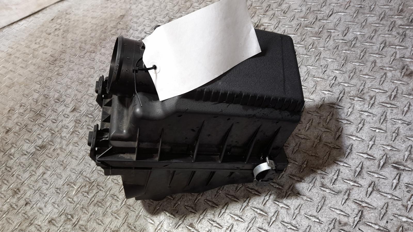 View Auto part Air Cleaner/Box Toyota Corolla 2021