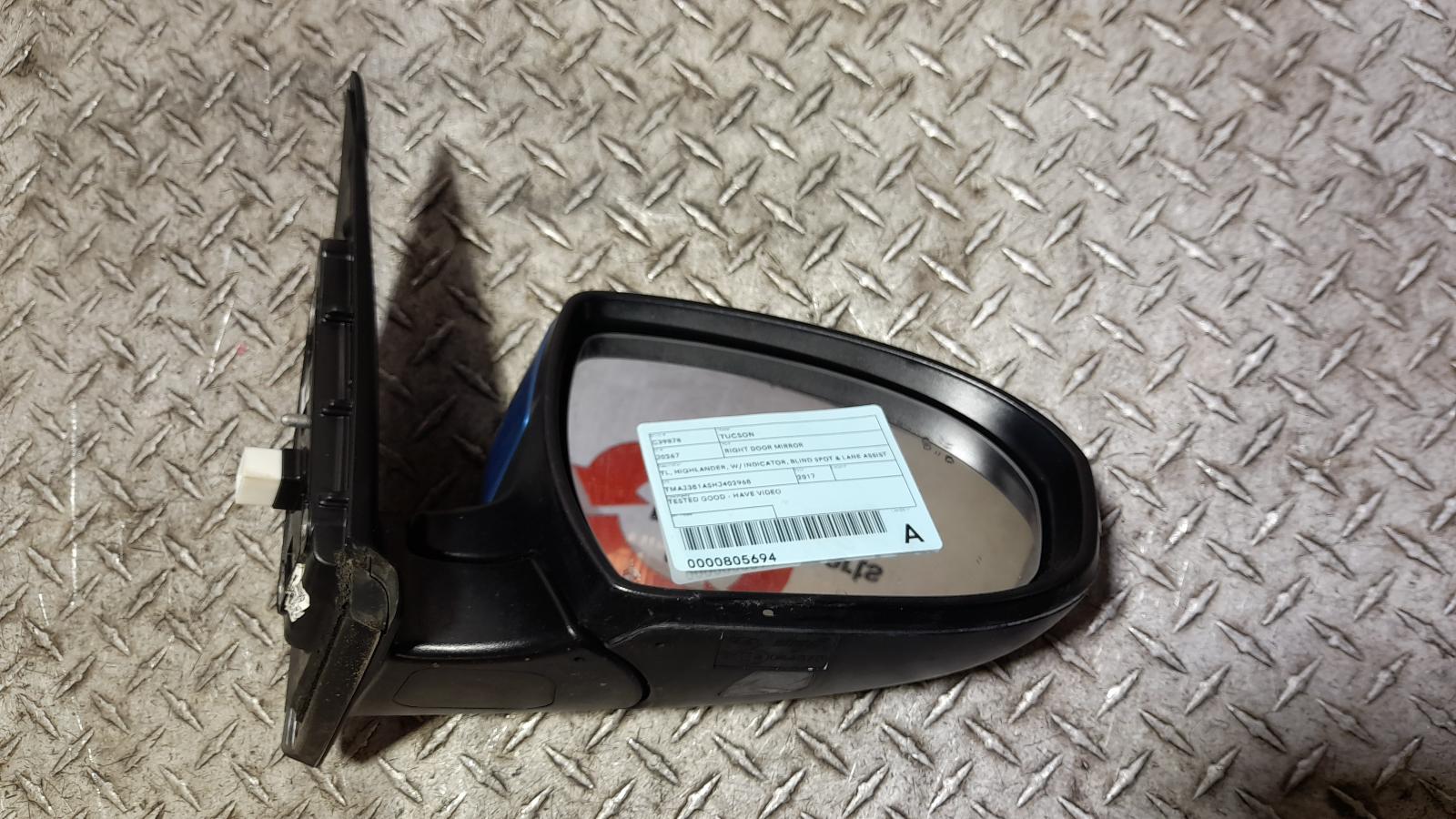 View Auto part Right Door Mirror Hyundai Tucson 2017