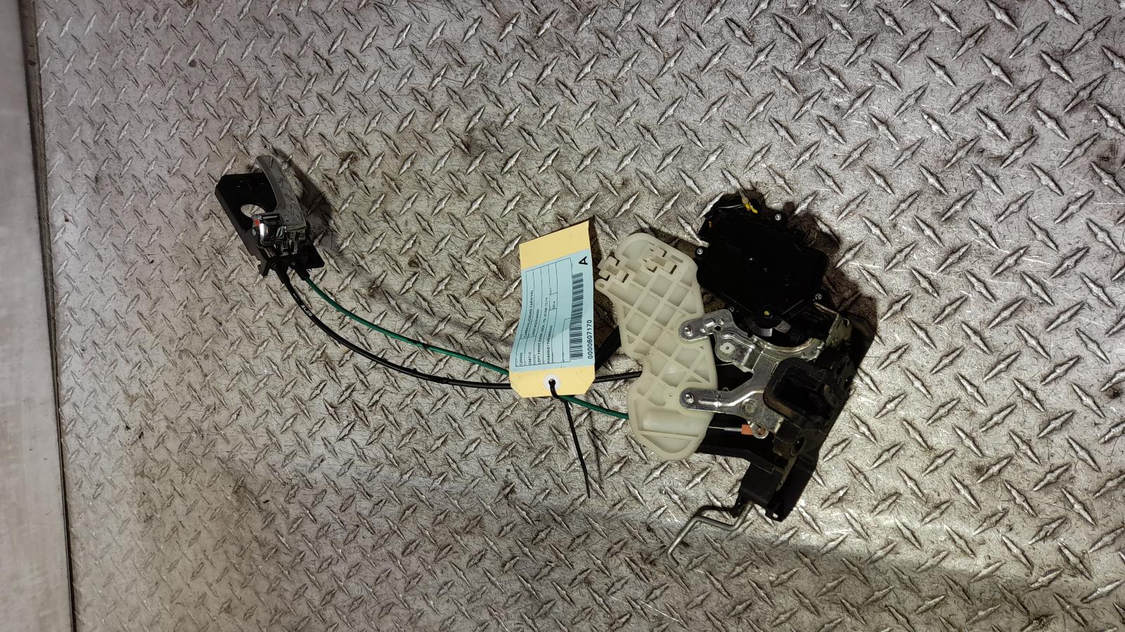 View Auto part Door/Boot/Gate Lock Kia Carnival/grand Carnival 2014