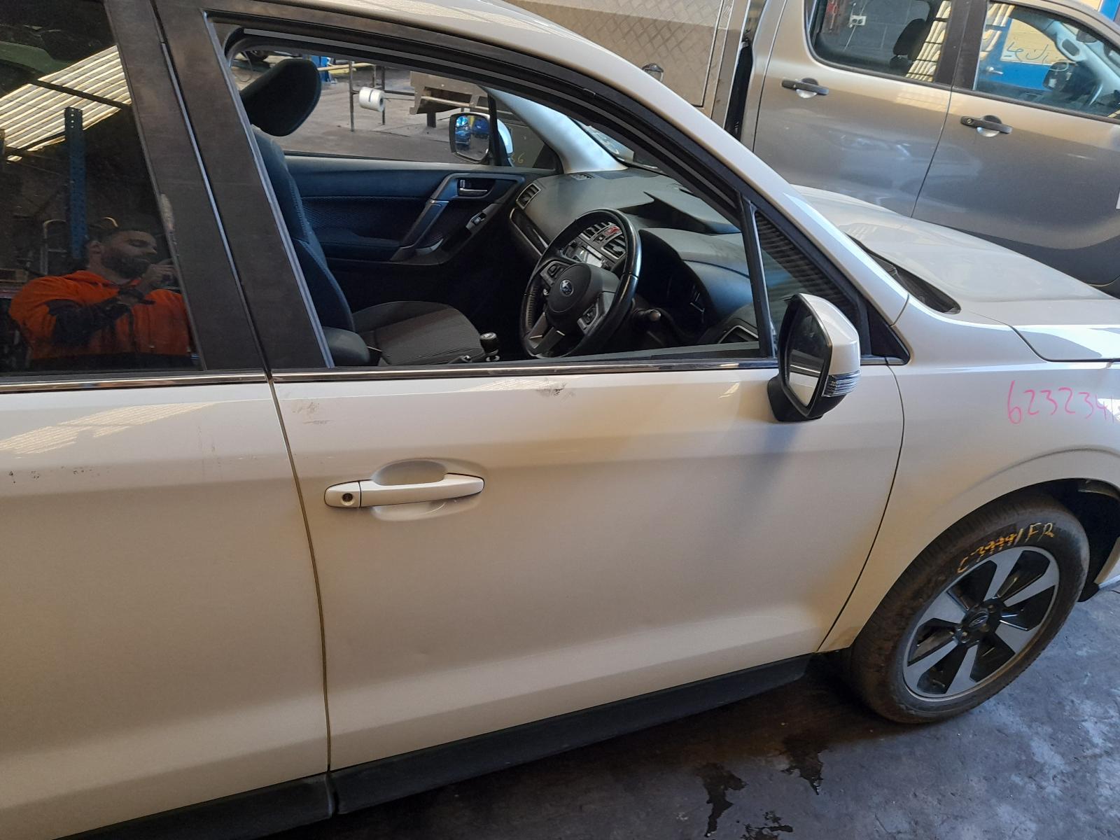 View Auto part Right Front Window Reg/Motor Subaru Forester 2018