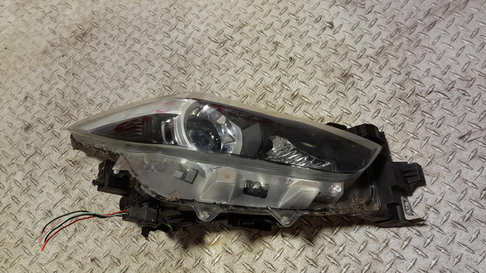 View Auto part Right Headlamp Mazda 3 2017