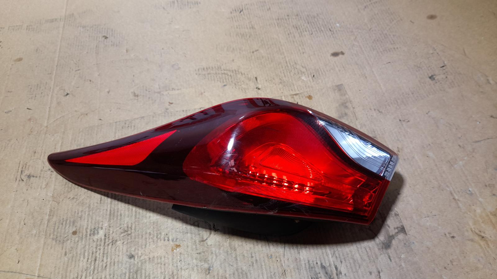 View Auto part Right Taillight Hyundai Elantra 2014