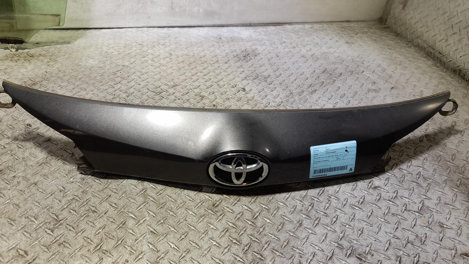 View Auto part Rear Garnish Toyota Rav4 2015