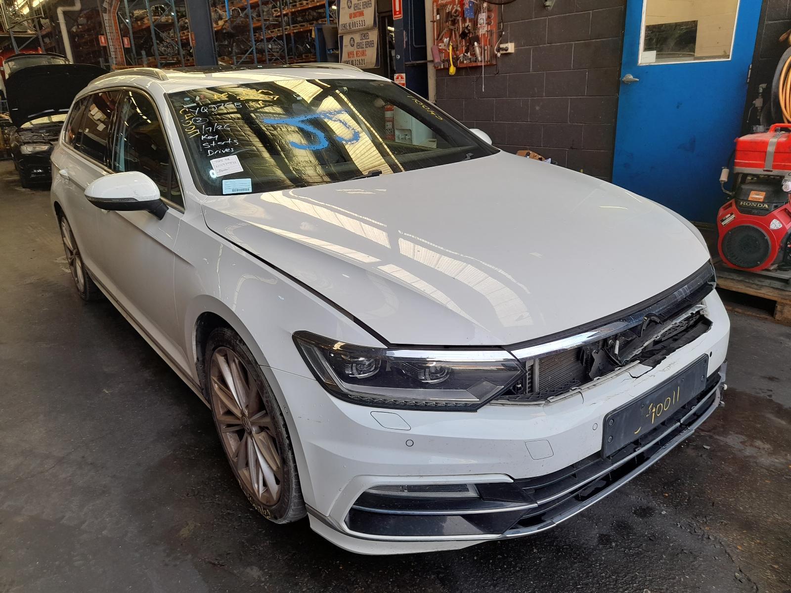 View Auto part Trans/Gearbox Volkswagen Passat 2015