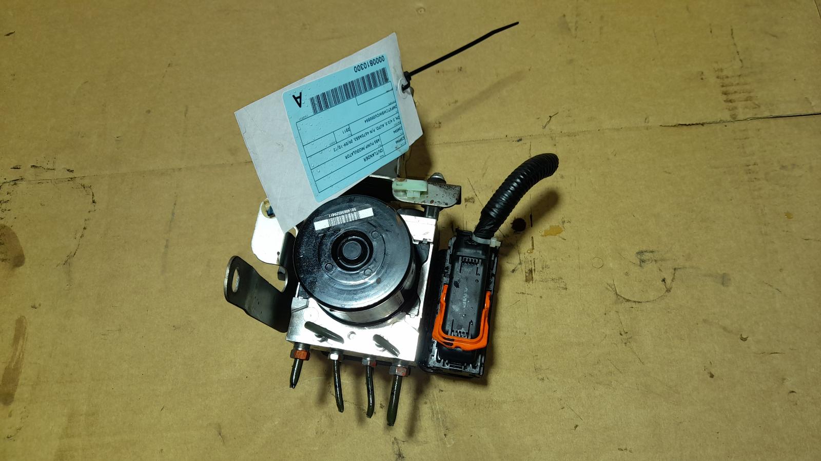 View Auto part Abs Pump/Modulator Mitsubishi Outlander 2011