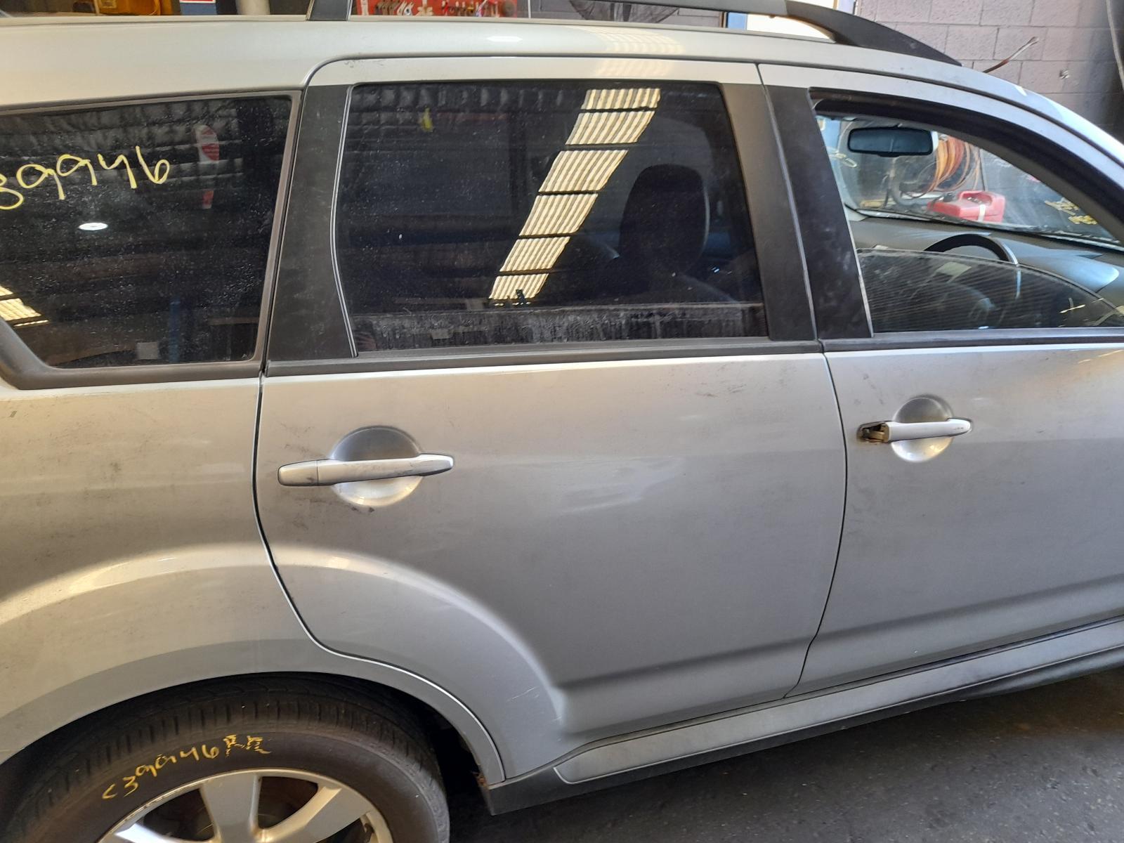 View Auto part Right Rear Door Sliding Mitsubishi Outlander 2011