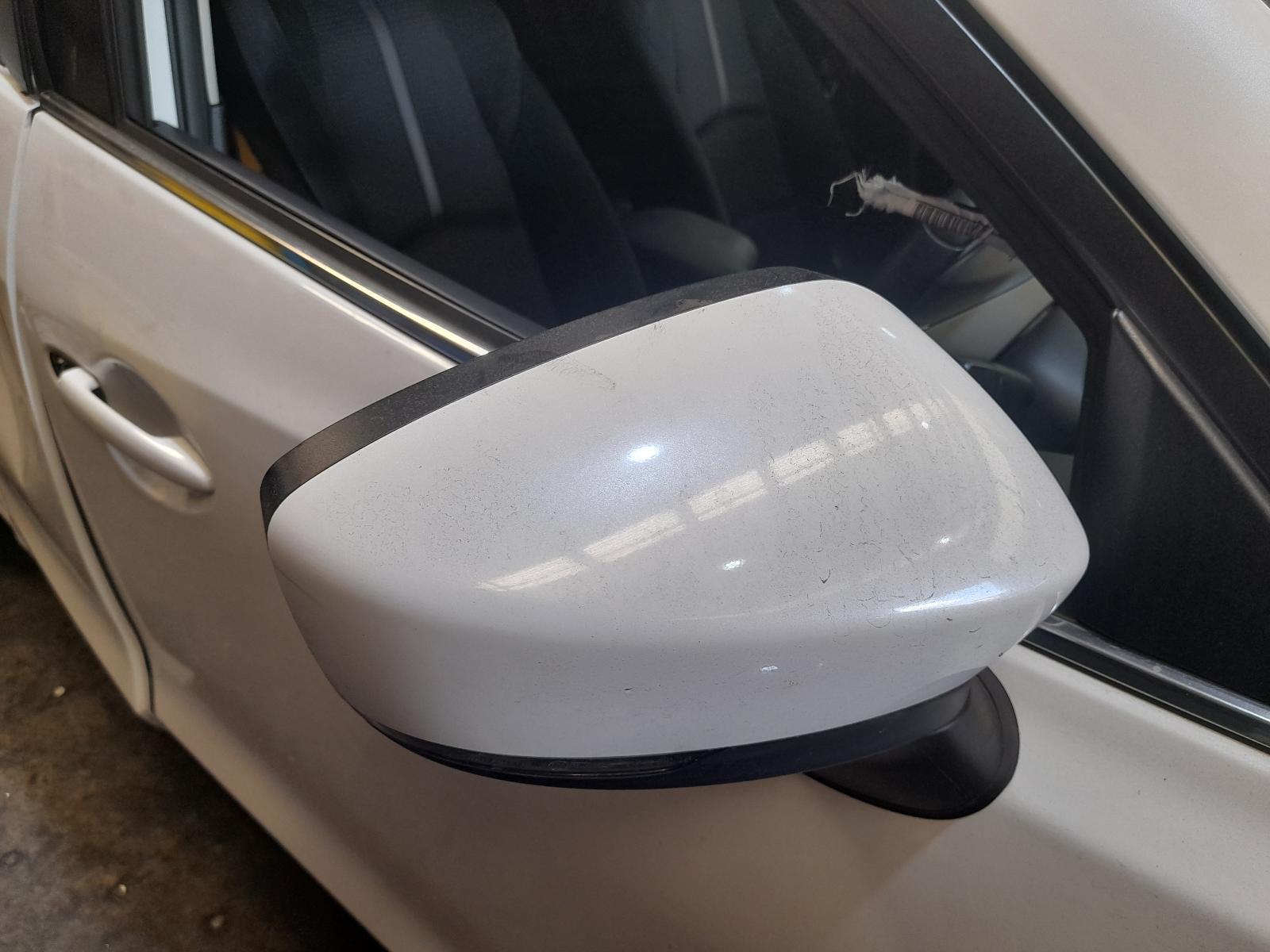 View Auto part Right Door Mirror Mazda 3 2017