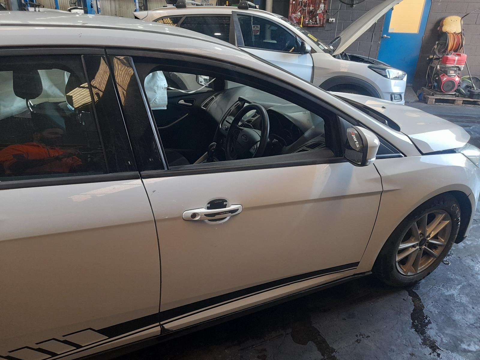 View Auto part Right Front Door Ford Focus 2016