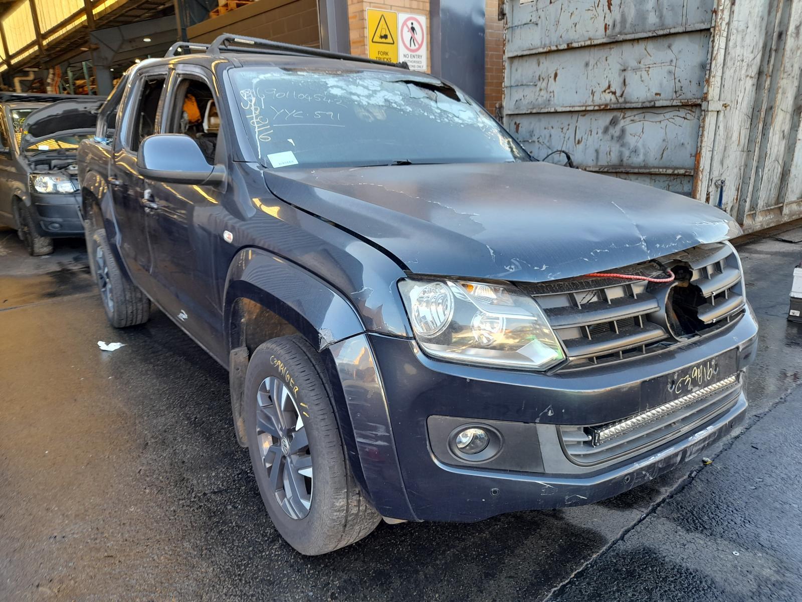 View Auto part Trans/Gearbox Volkswagen Amarok 2011