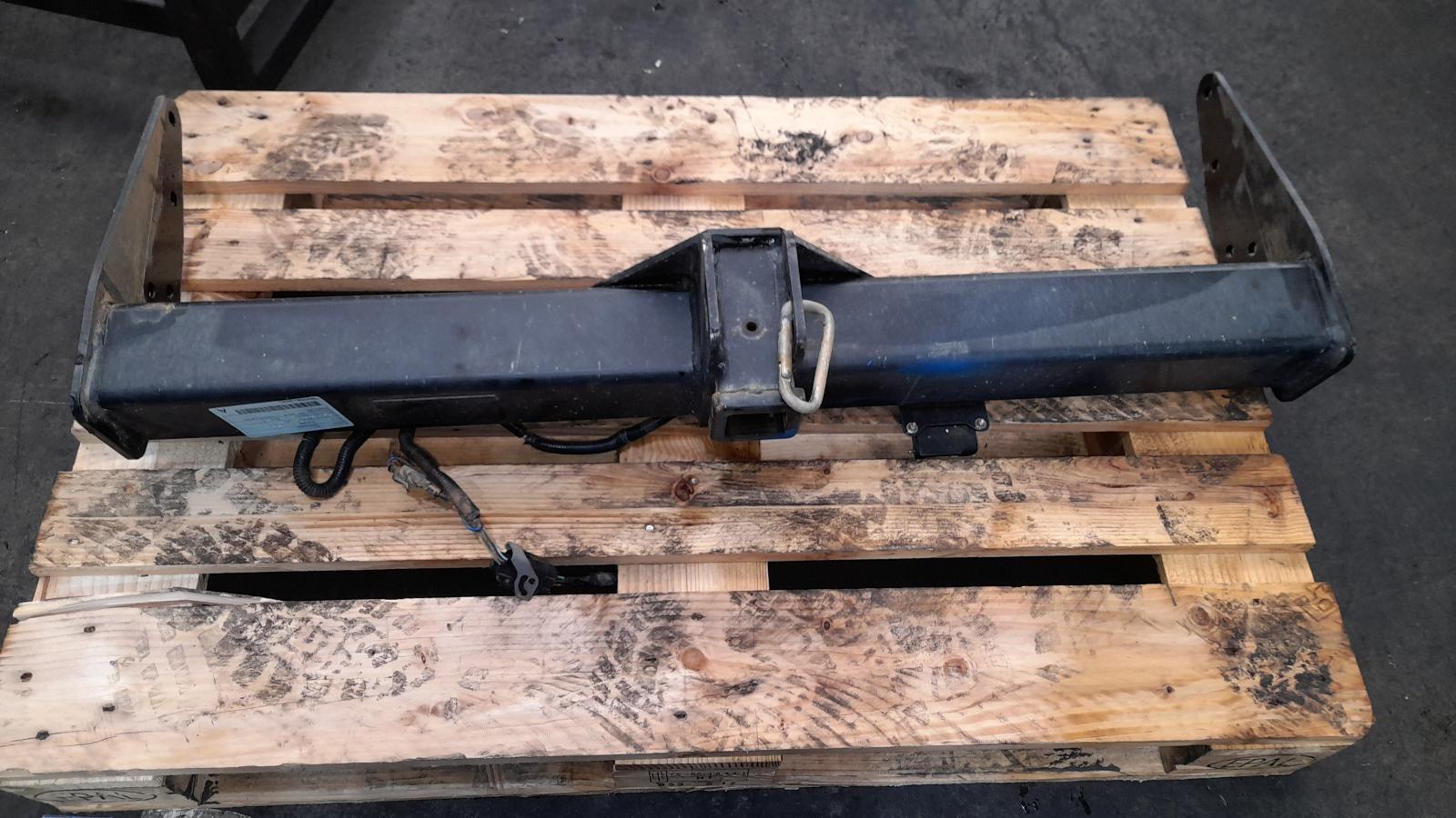 View Auto part Towbar Holden Colorado 2018