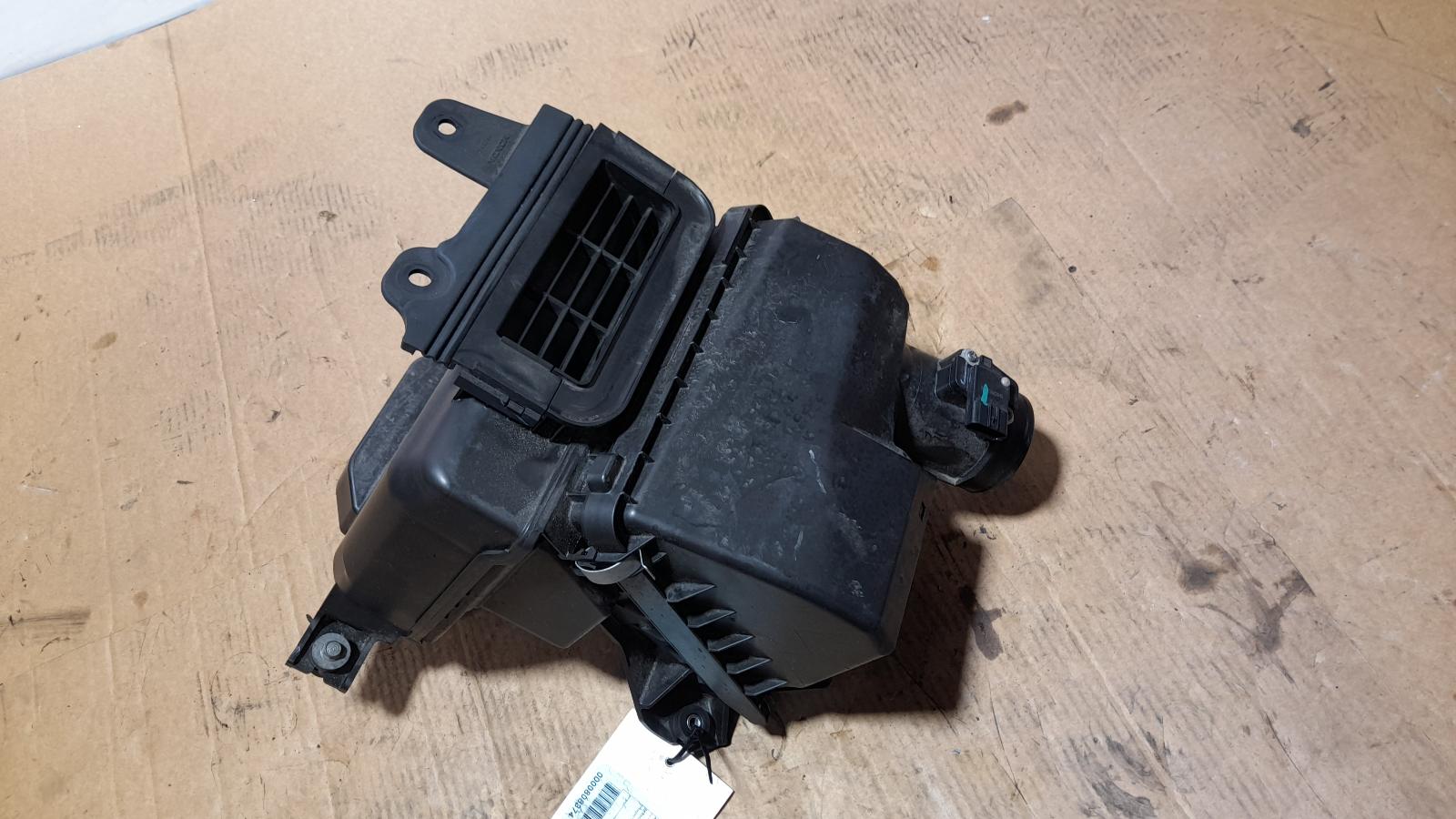 View Auto part Air Cleaner/Box Honda Civic 2016