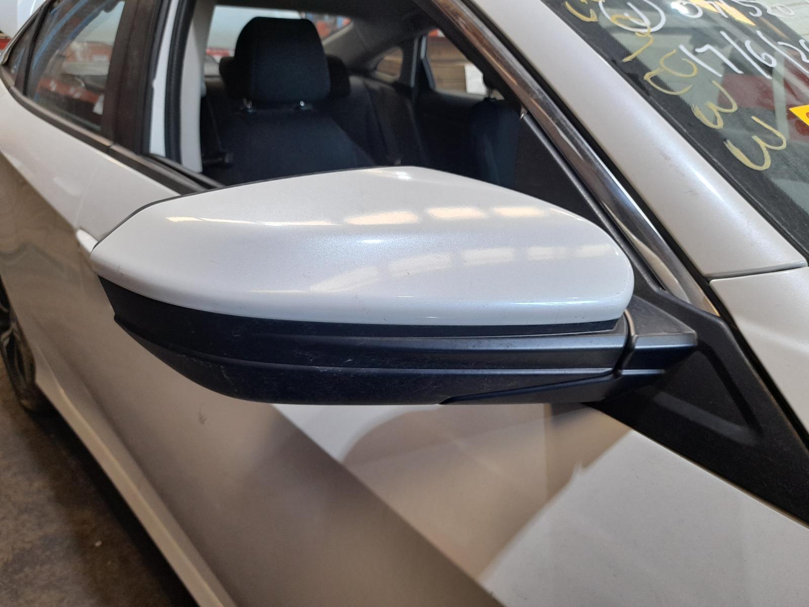 View Auto part Right Door Mirror Honda Civic 2016