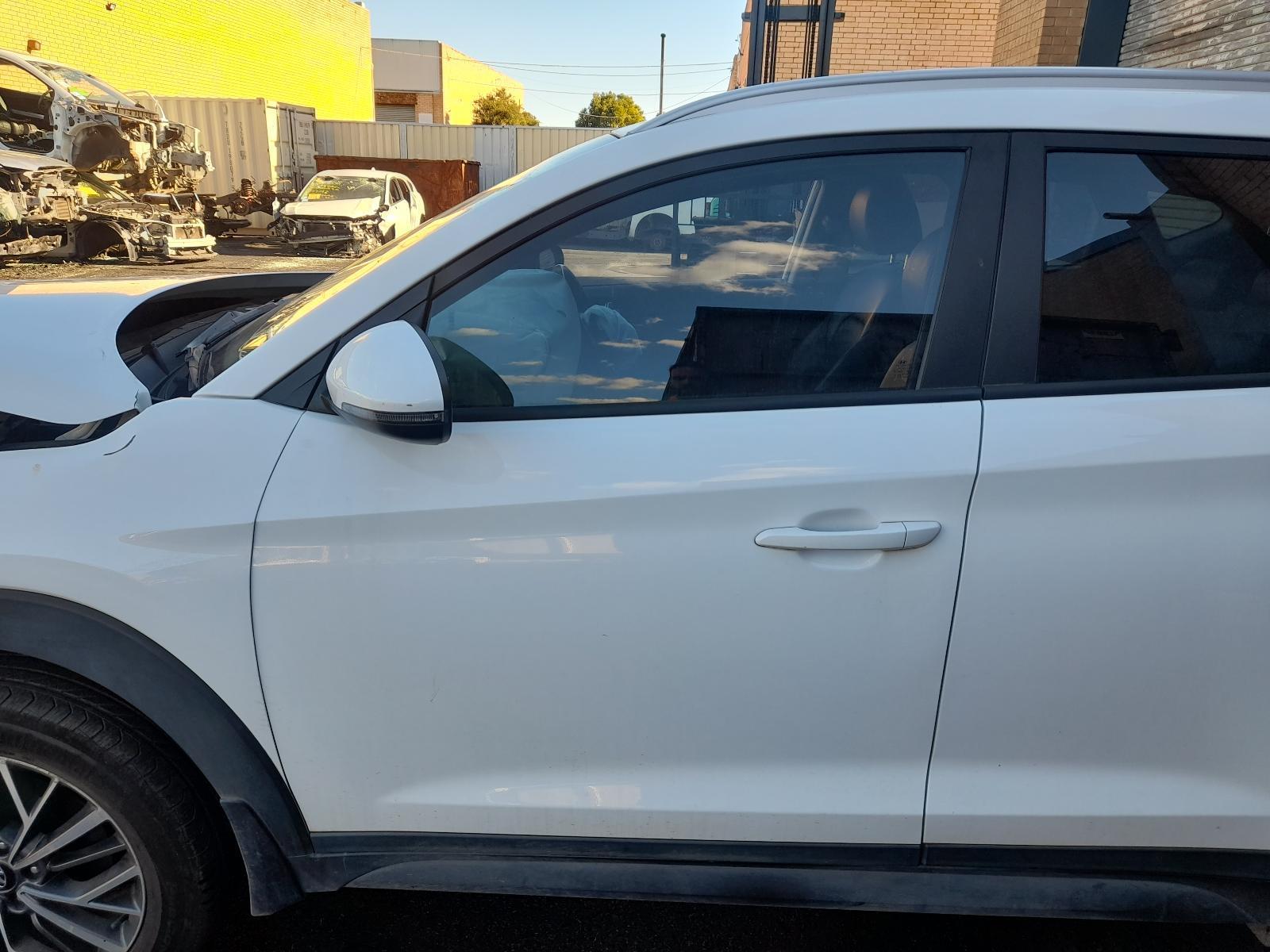 View Auto part Left Front Door Hyundai Tucson 2020