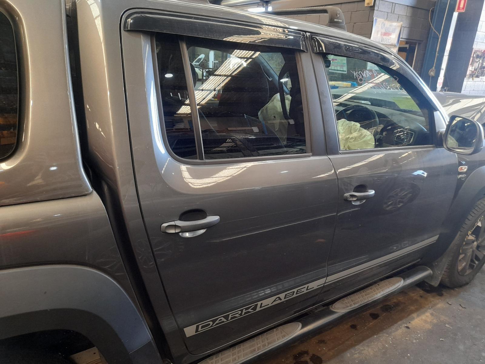 View Auto part Right Rear Door Sliding Volkswagen Amarok 2018