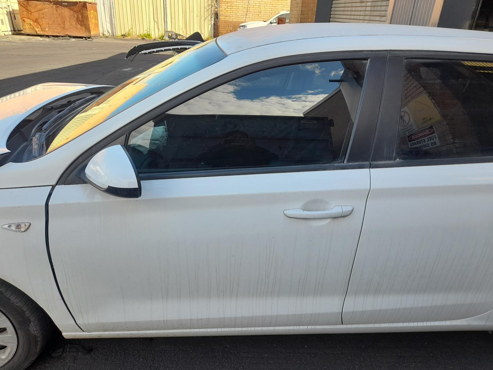View Auto part Left Front Door Hyundai I30 2019