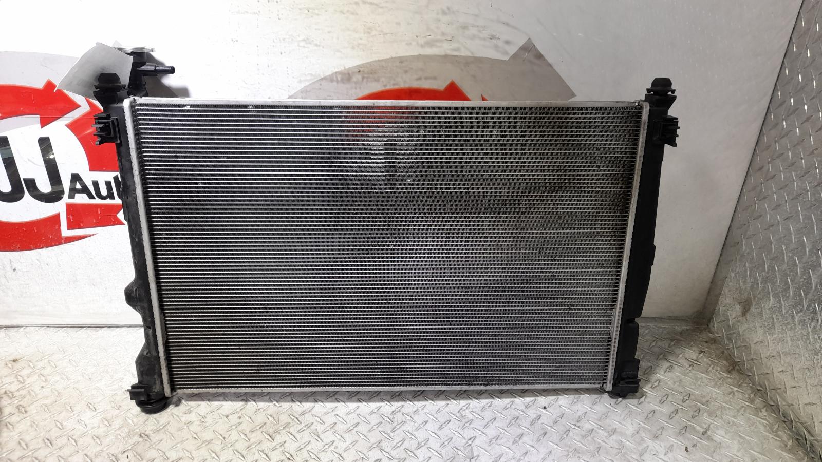 View Auto part Radiator Toyota Camry 2019