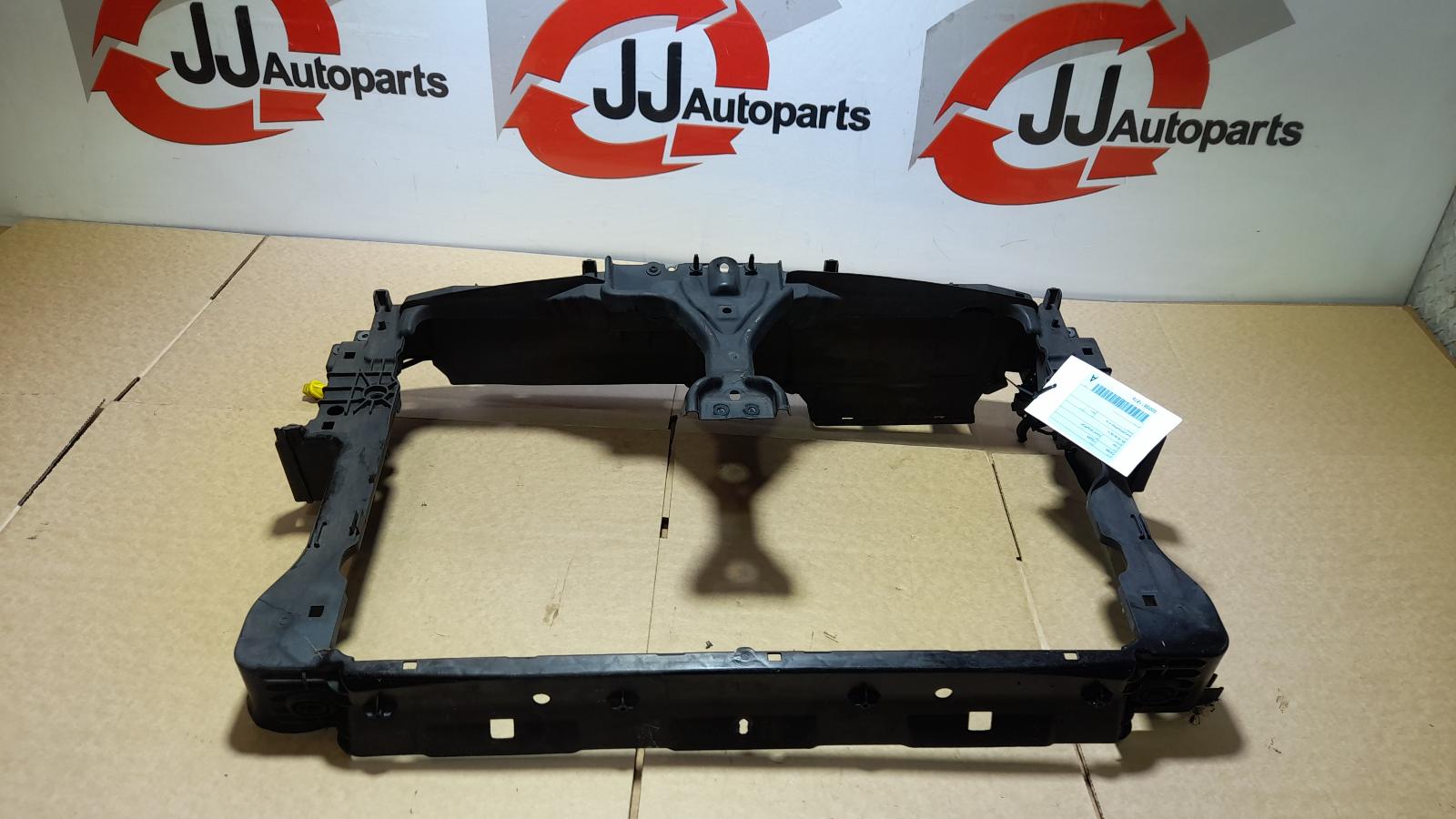 View Auto part Radiator Support Volkswagen Tiguan 2014