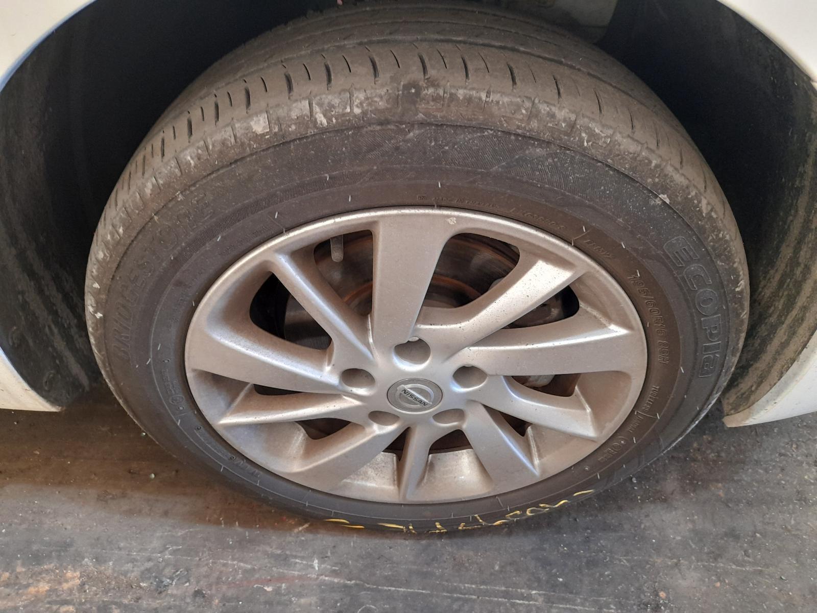View Auto part Wheel Mag Nissan Pulsar 2015