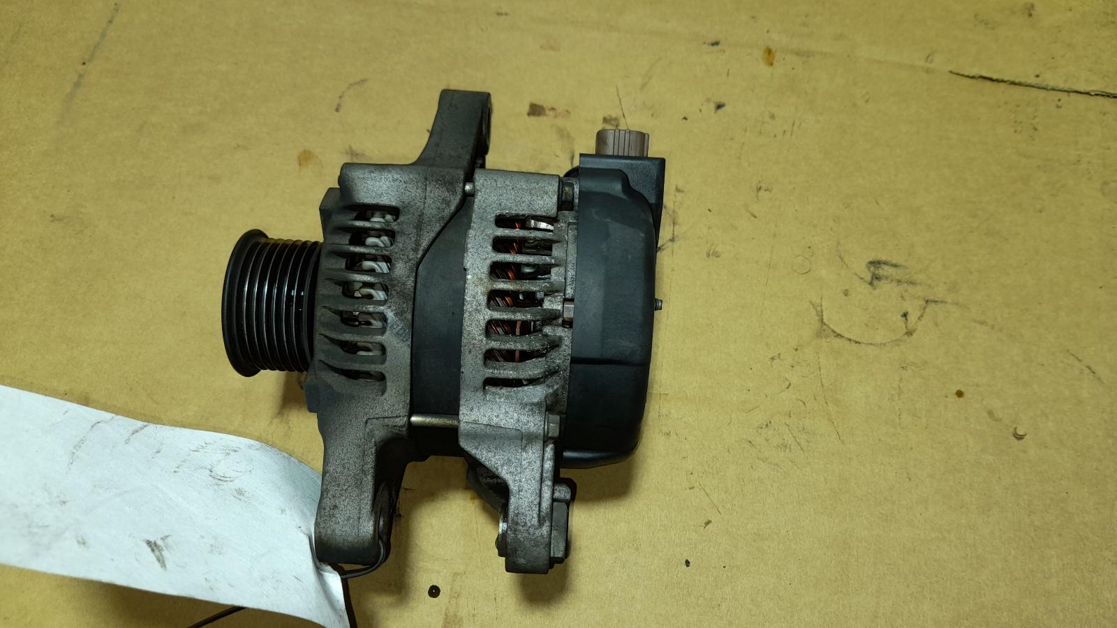 View Auto part Alternator Toyota Hilux 2012