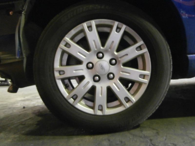 View Auto part Bonnet Hinge/Strut Ford Falcon 2006