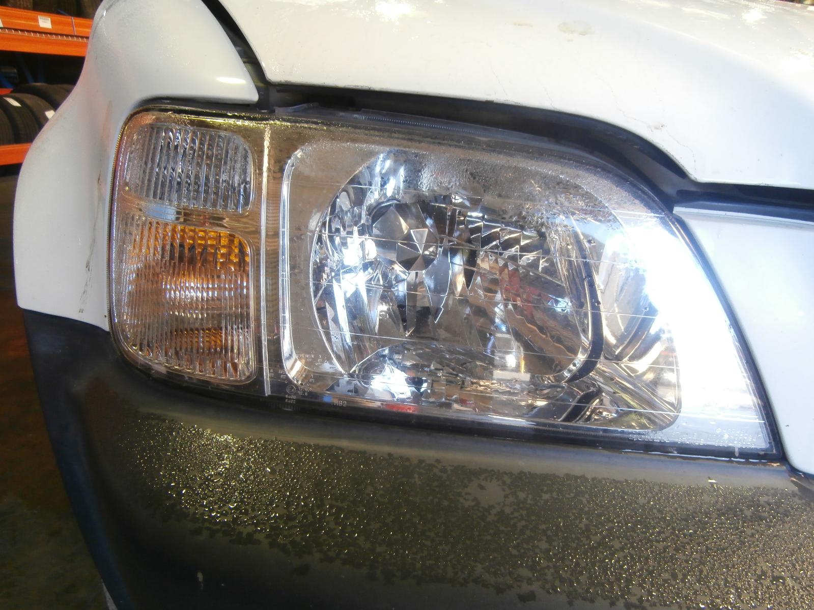 View Auto part Bonnet Lock/Support Honda Crv 1999