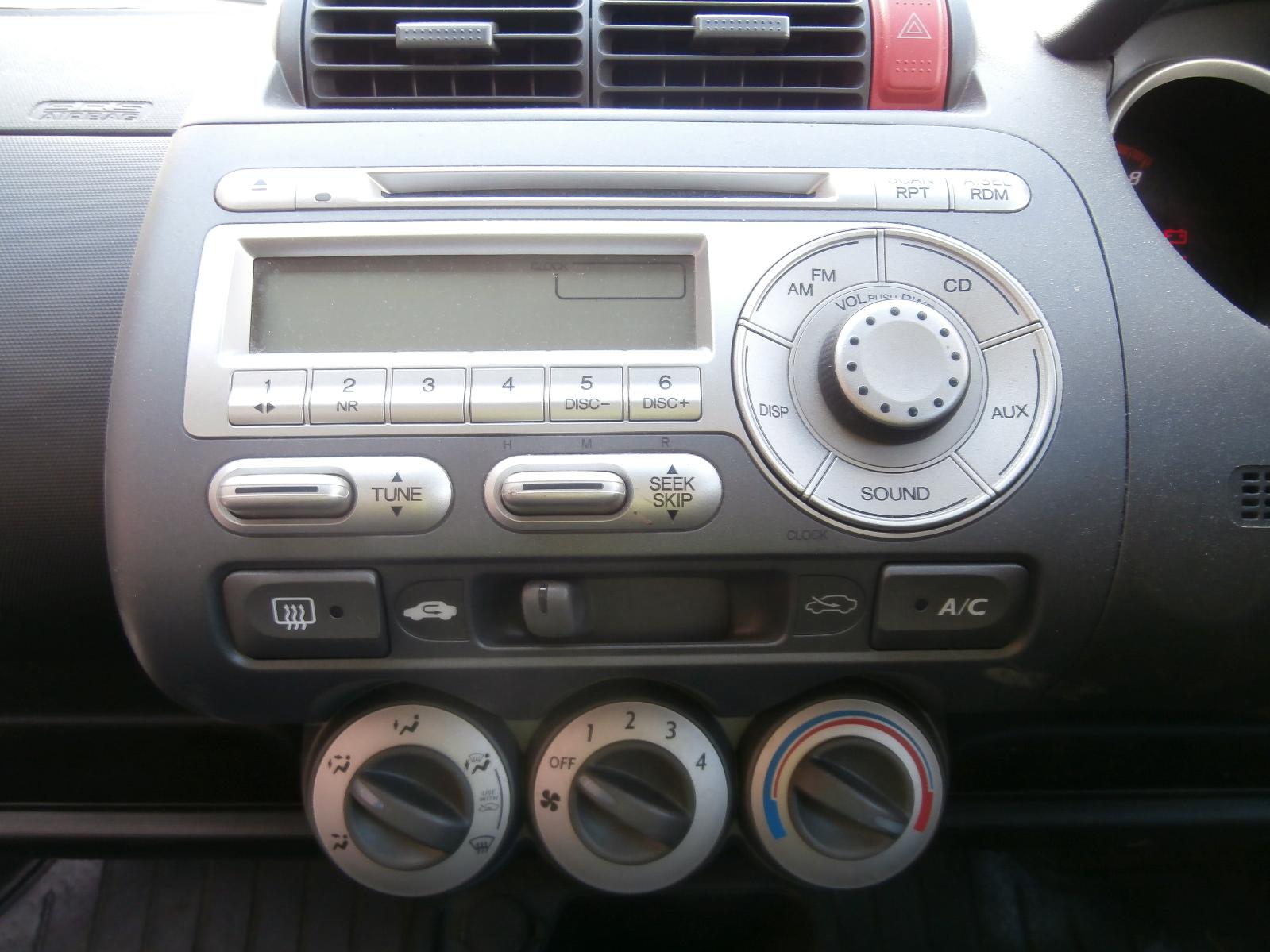 View Auto part Bonnet Lock/Support Honda Jazz 2006