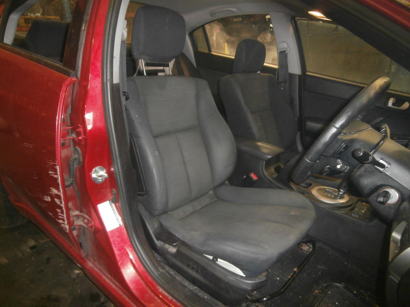 View Auto part Radio/Cd/Dvd/Sat/Tv Mitsubishi 380 2005