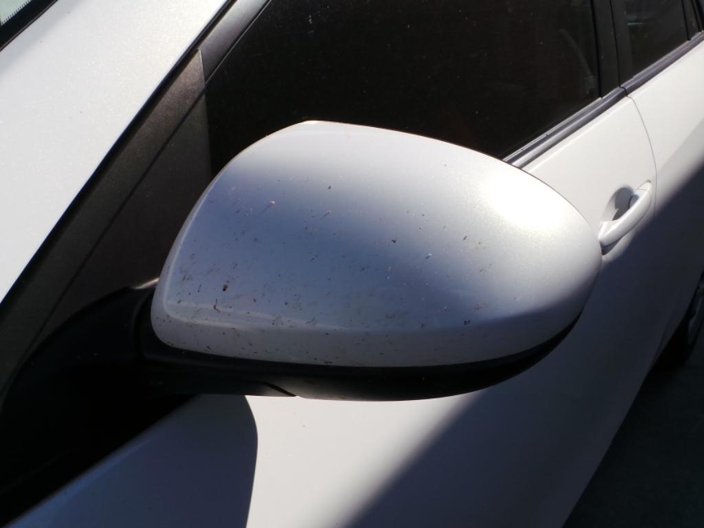 View Auto part Grille Mazda 3 2010