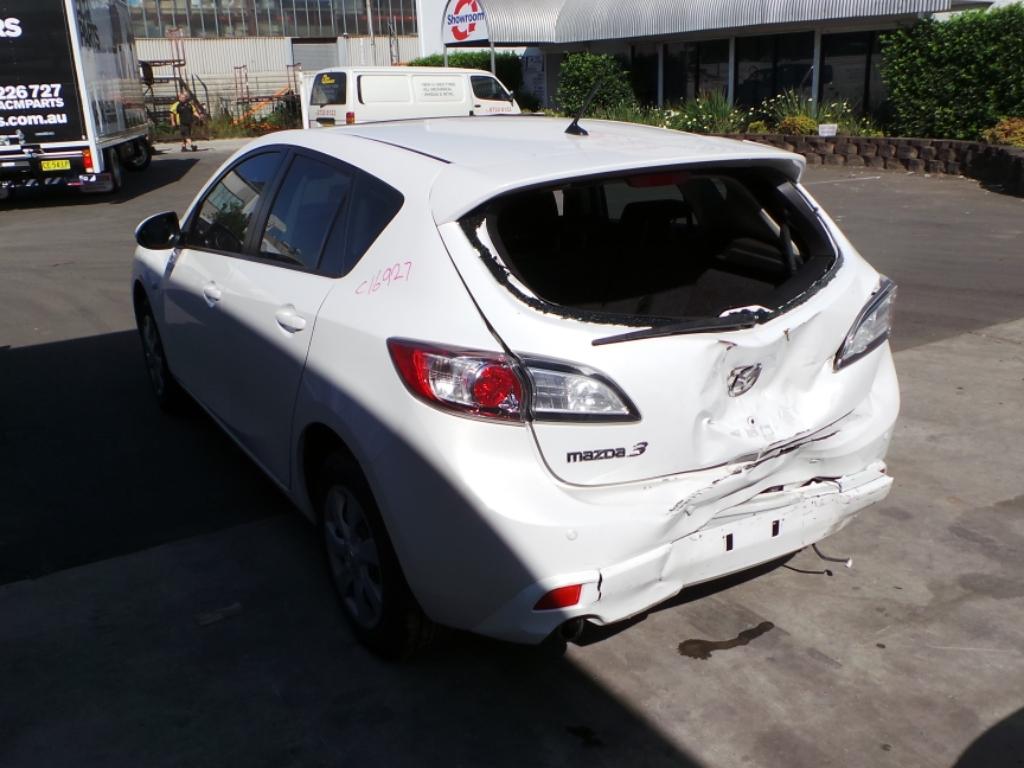 View Auto part Grille Mazda 3 2010