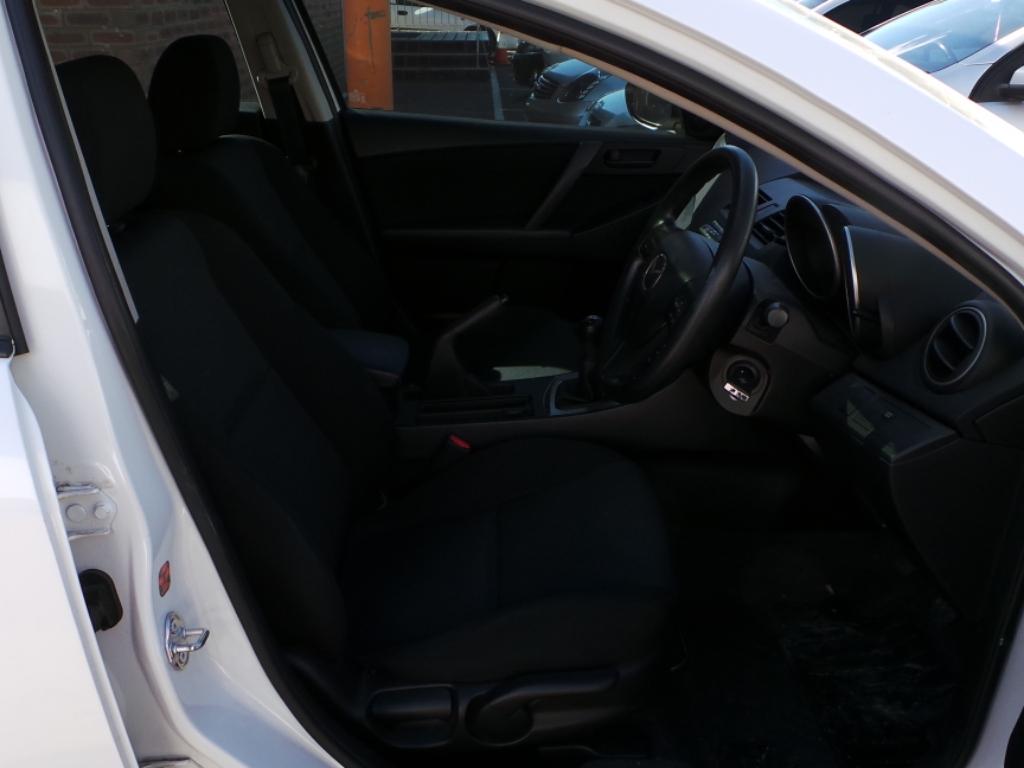 View Auto part Grille Mazda 3 2010