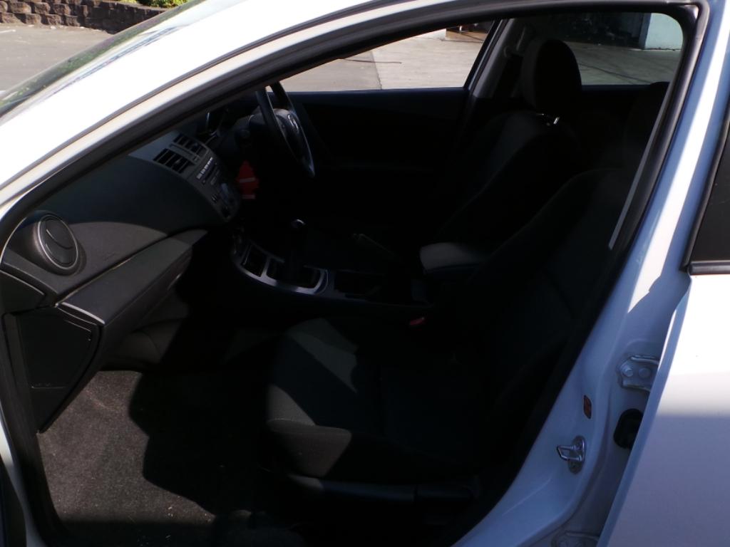 View Auto part Grille Mazda 3 2010