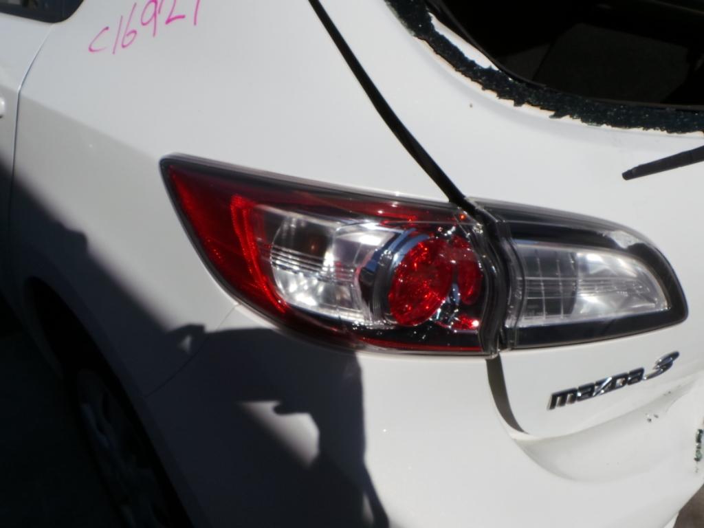 View Auto part Grille Mazda 3 2010