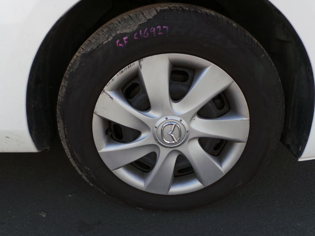 View Auto part Grille Mazda 3 2010